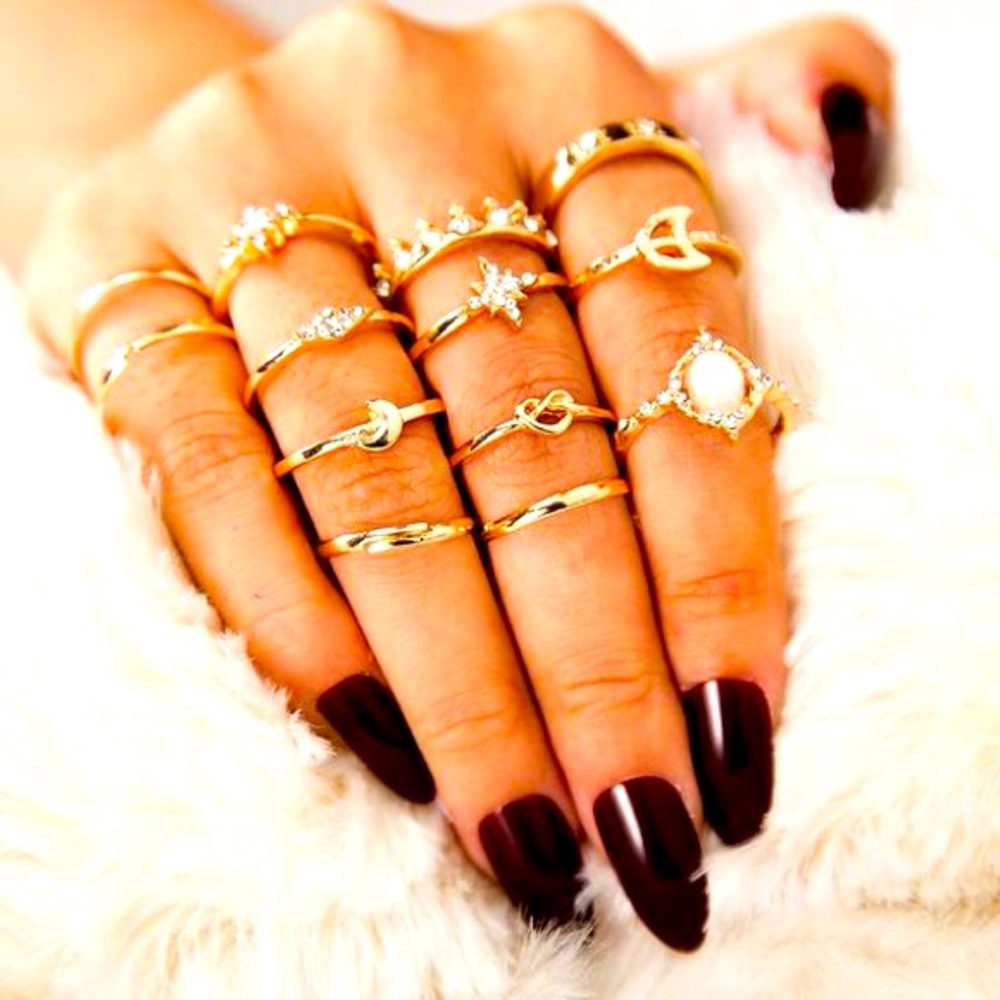 NWOT Fashionable Ring 💍